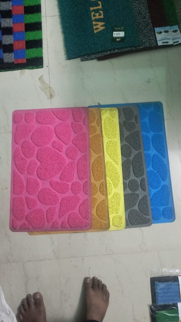 Textured Pebble Pattern Floor Mat Set (Pack of 2)